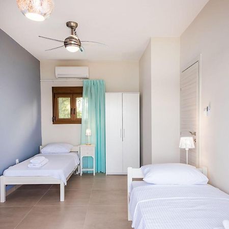 Nereus & Oceanus Beachfront Apartments, Lagonisi Beach #Feelslikehome Ormos Panagias Exterior foto