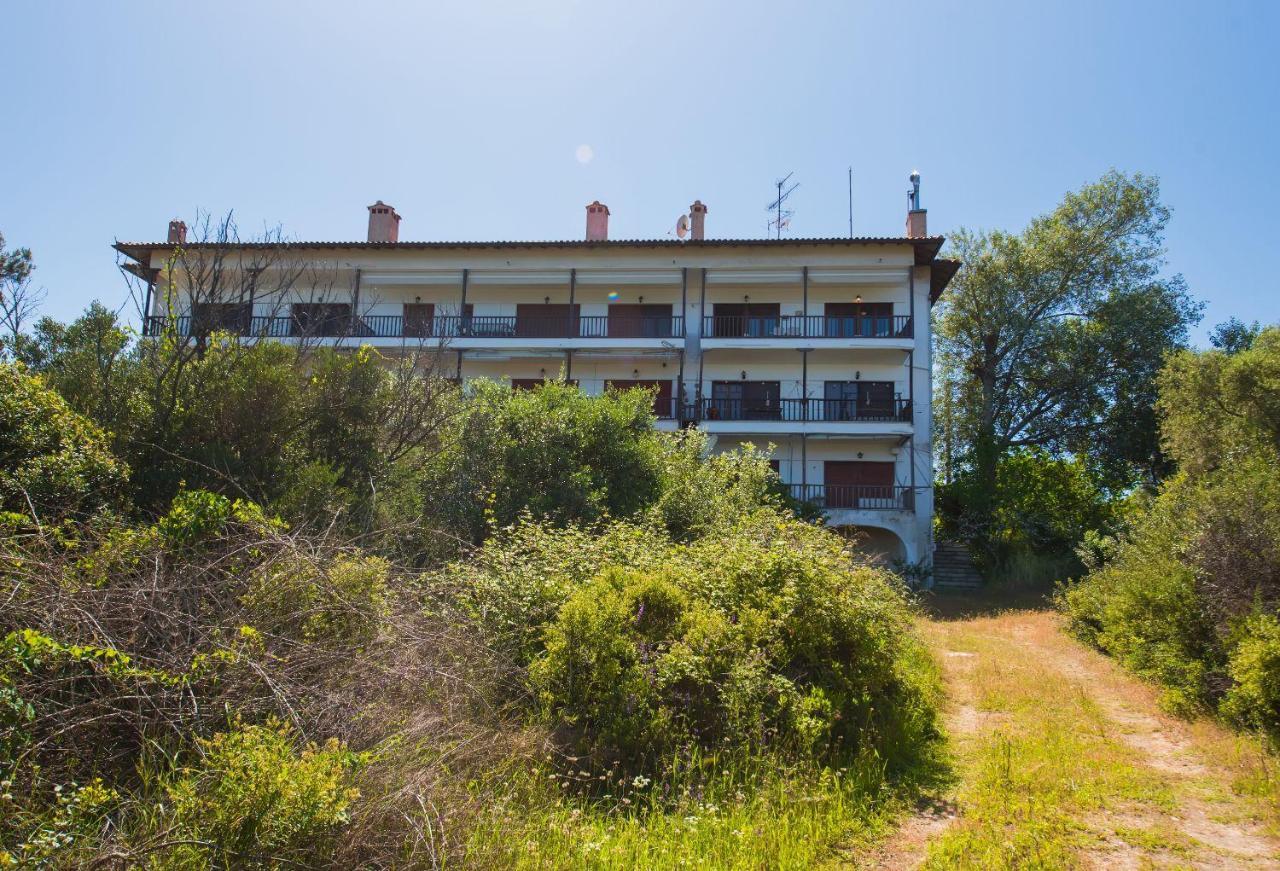 Nereus & Oceanus Beachfront Apartments, Lagonisi Beach #Feelslikehome Ormos Panagias Exterior foto