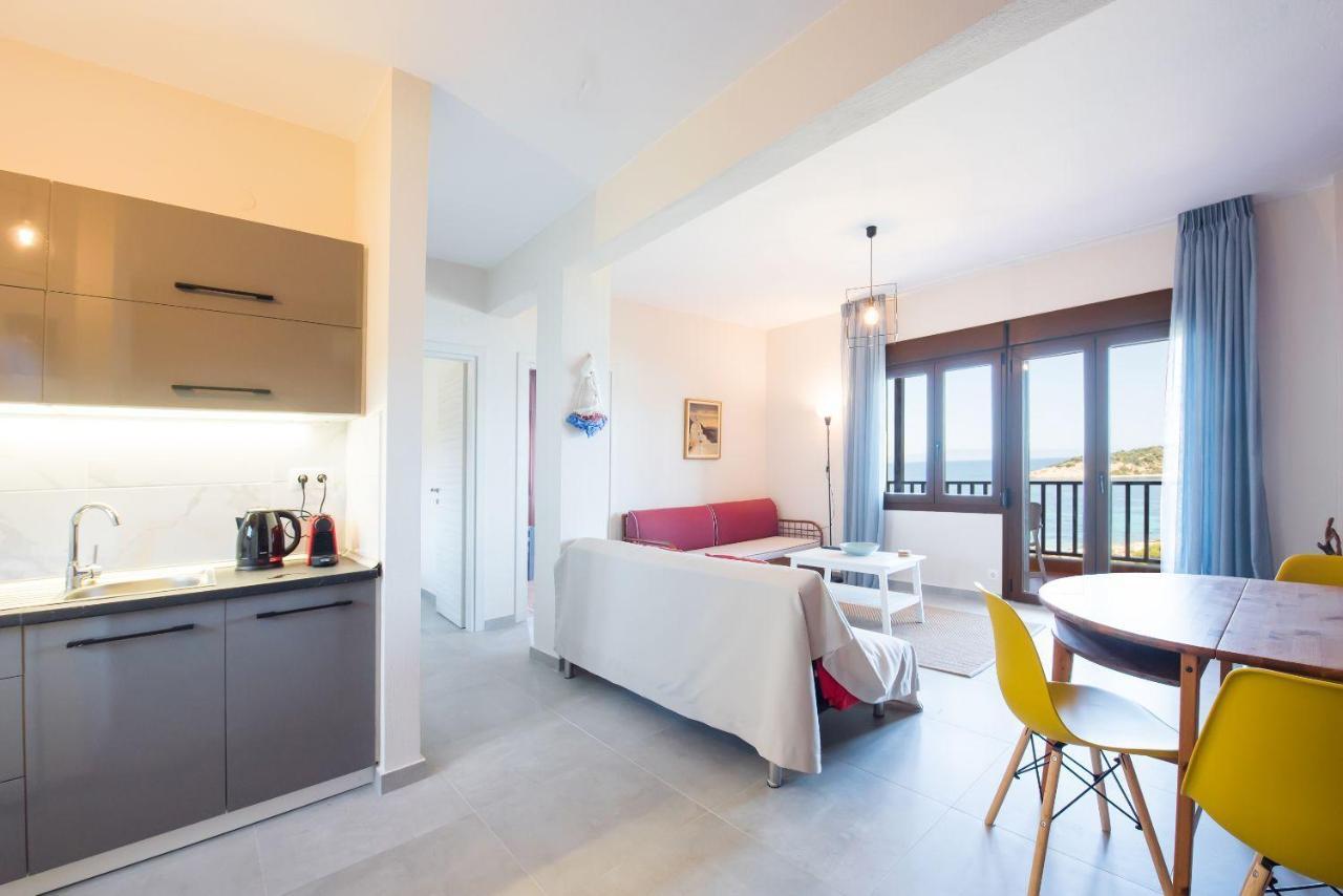 Nereus & Oceanus Beachfront Apartments, Lagonisi Beach #Feelslikehome Ormos Panagias Exterior foto